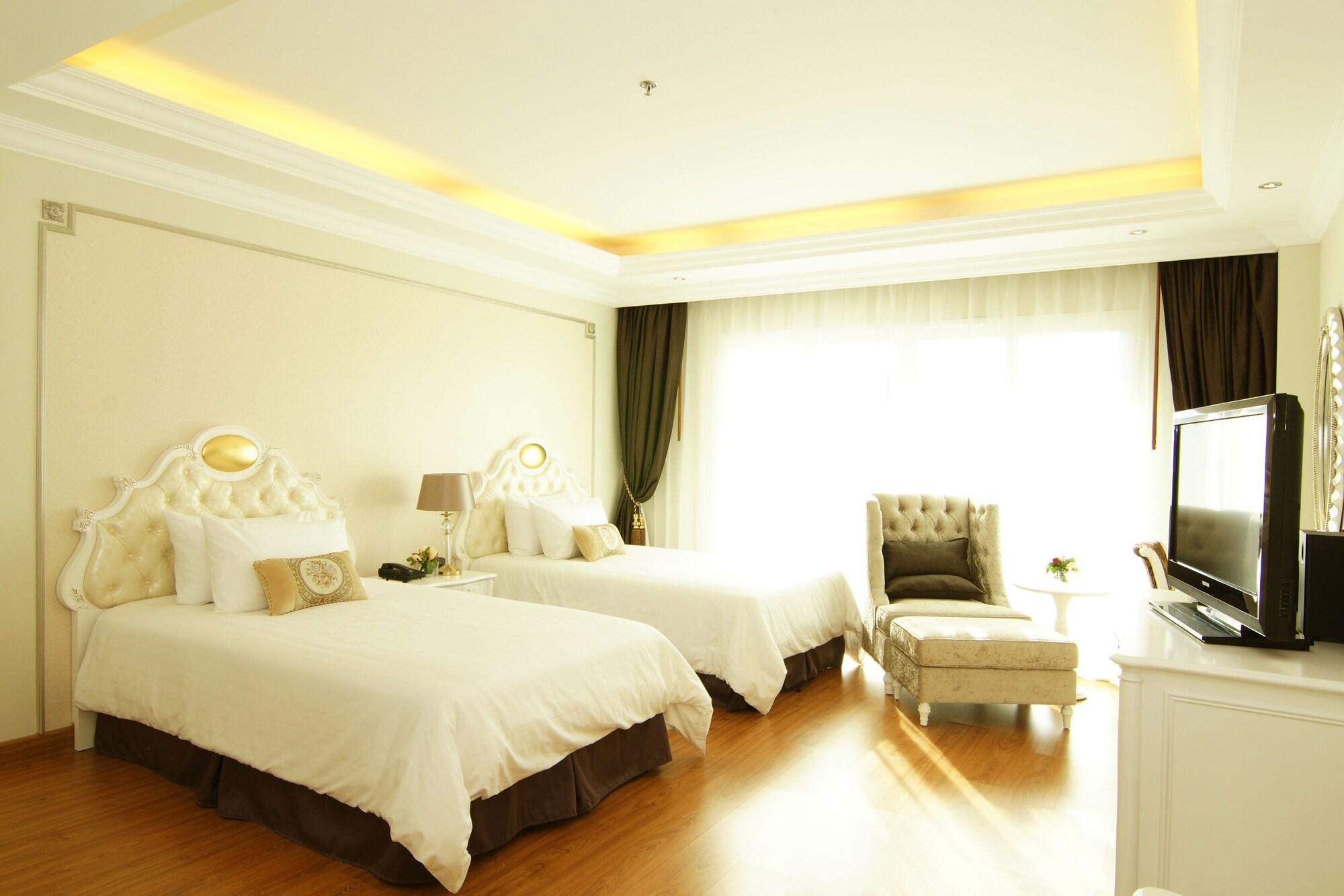 Lk Miracle Suite - Sha Extra Plus Паттая Екстер'єр фото