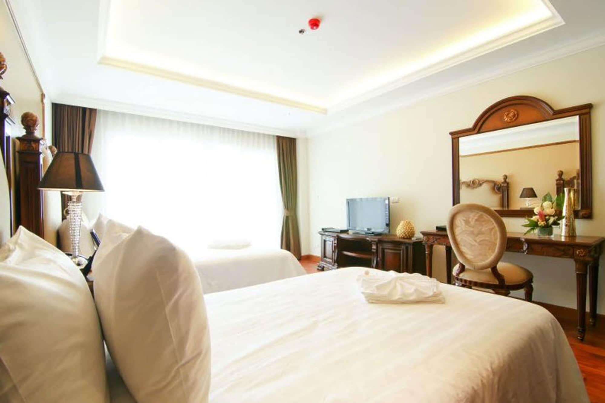Lk Miracle Suite - Sha Extra Plus Паттая Екстер'єр фото