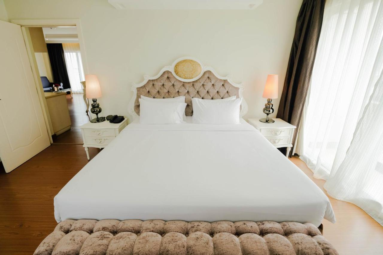 Lk Miracle Suite - Sha Extra Plus Паттая Екстер'єр фото