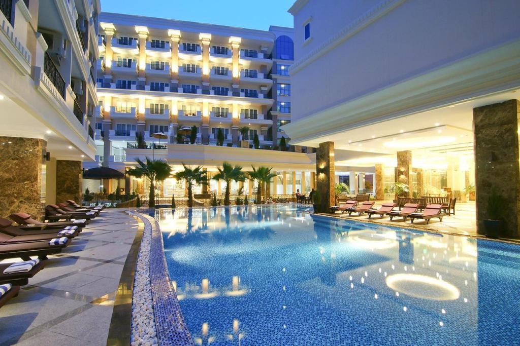 Lk Miracle Suite - Sha Extra Plus Паттая Екстер'єр фото